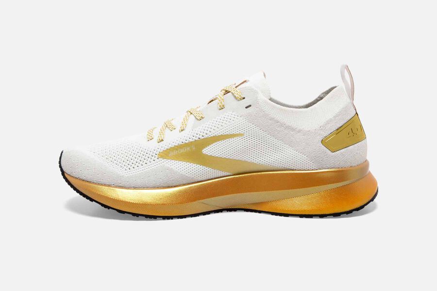 Levitate 4 Road Brooks Running Shoes NZ Womens - White/Gold - JPMZTW-039